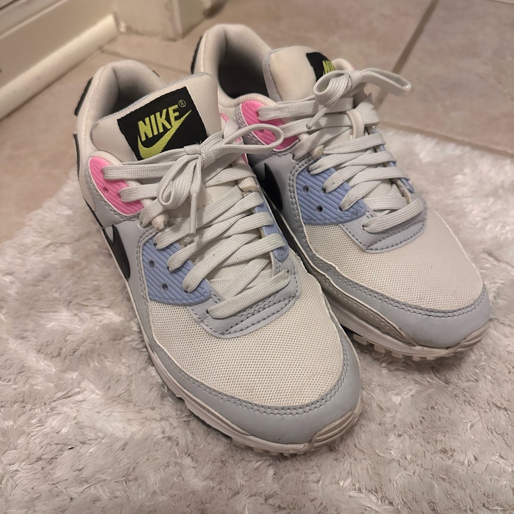 Nike Air Max 90 - Picture 2 of 4